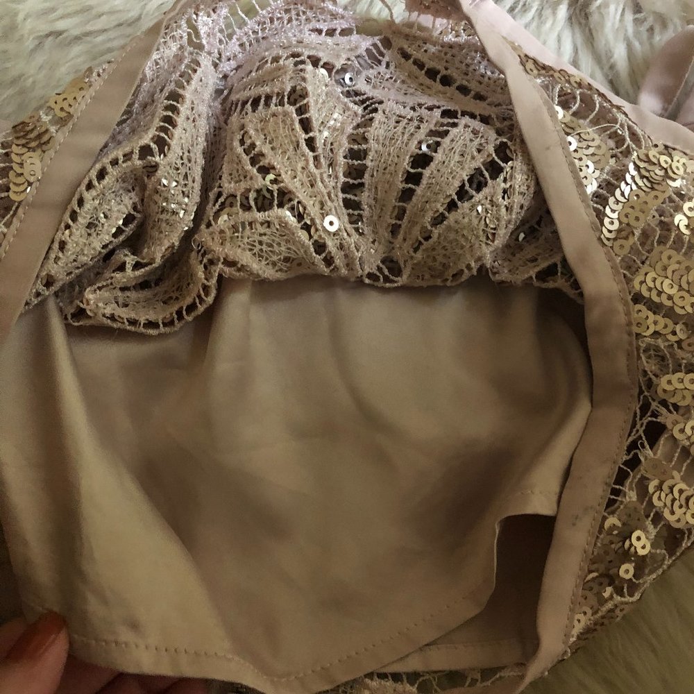 Forever 21 Rose Gold Metallic Sequin Crop Top | Size Small - Picture 7 of 9